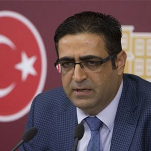 HDP'li İdris Baluken tahliye edildi