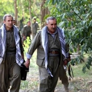 Kaçacak delik arıyorlar ! PKK taşınıyor...