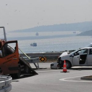 Osmangazi Köprüsü'nün ilk kazası yapıldı !