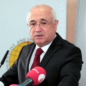Cemil Çiçek: ''Sıra içerideki dostlarımızda''