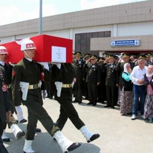 Şırnak'ta kaza kurşunu o askeri şehit etti !