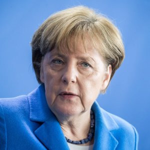 Merkel'den 'İncilik' açıklaması