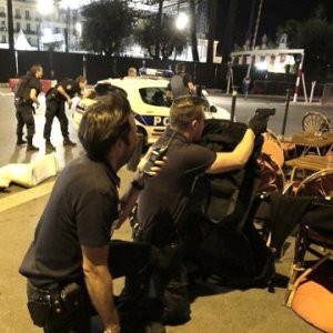 Fransa'da ''asker silah kullansın'' tartışması