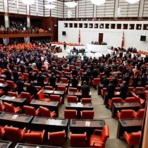 Meclis'te 'darbe' komisyonu kuruluyor