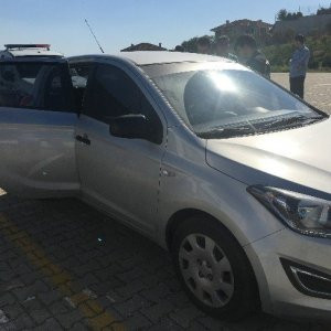 İstanbul'da araçta unutulan çocuk öldü !