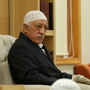FETÖ'nün kitapları ve CD'leri toplatılacak !