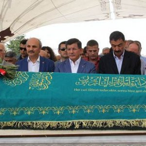 Davutoğlu'na ölüm tehdidi !