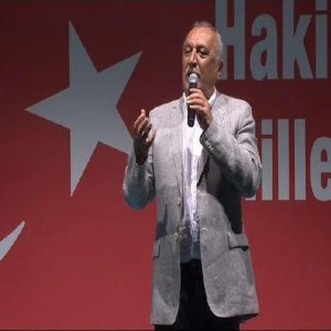 Mehmet Ağar demokrasi nöbetinde