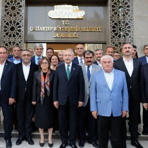 CHP lideri Kılıçdaroğlu'ndan Başkan Şahin'e ziyaret