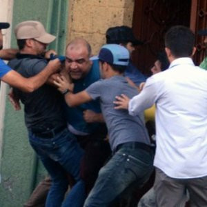 Diyarbakır'da gergin anlar: 1 gözaltı