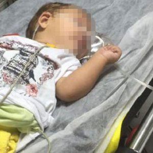 8 aylık bebek uyuşturucu komasına girdi