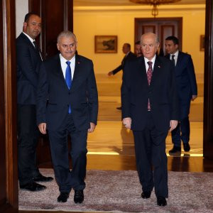 Başbakan Yıldırım - Bahçeli görüşmesi sona erdi