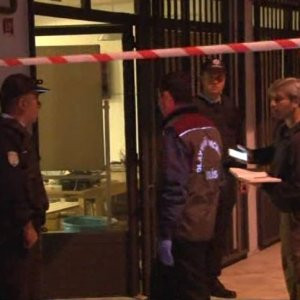İstanbul'da iş yerine silahlı saldırı: 4 yaralı