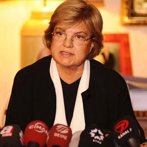 Tansu Çiller Türkiye’yi terk mi ediyor ?