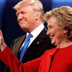Son ankette Clinton öne geçti