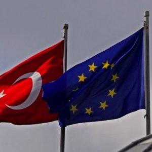 AB'den Türkiye'ye üyelik açıklaması
