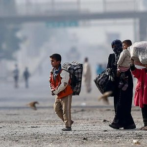 Musul'da 47 bin kişi evlerini terk etti