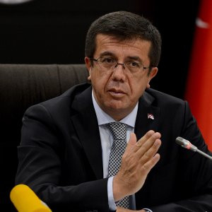 Bakan Zeybekçi: TFF'ye sesleniyorum...