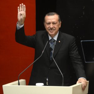 Fransa'daki seçimde sandıktan Erdoğan çıktı