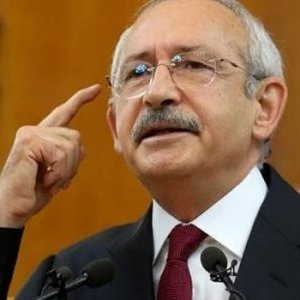 Tutuklu gazetecileri alkışlatan Kılıçdaroğlu'ndan eleştirilere...
