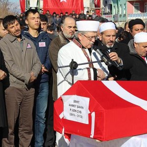 Şehidimiz son yolculuğuna uğurlandı