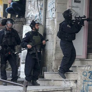 İsrail polisi 24 Filistinliyi gözaltına aldı