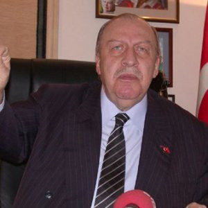 Yaşar Okuyan için acil çağrı