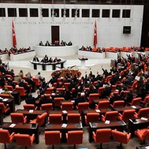 Meclis'te yeni anayasa görüşmeleri başlıyor