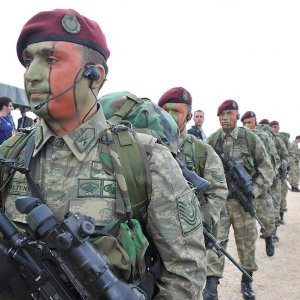 El Bab’da ev ev DEAŞ’lı aranıyor