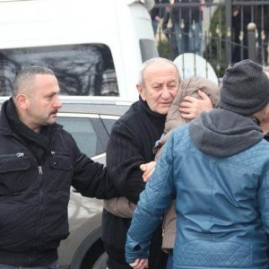 Yalıda öldürülen şoförün cenazesinde gergin anlar
