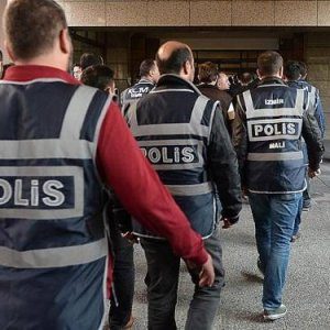 FETÖ'ye ağır darbe: 70 polis hakkında gözaltı kararı