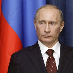 Putin sağ gösterip sol vurdu
