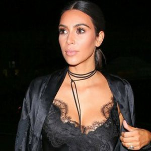 Kardashian dehşeti anlattı: Beni yatak odasına götürüp...