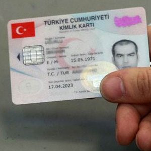 İstanbul Valiliği'ndan "kimlik" açıklaması