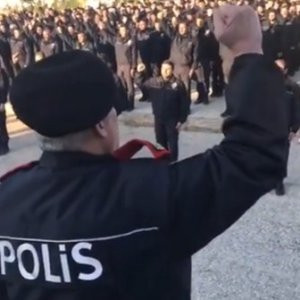 Türkiye'nin eğittiği Cerablus polisi böyle görüntülendi