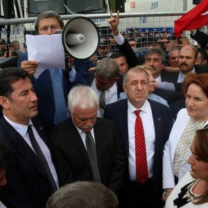MHP'li muhaliflerden sürpriz adım