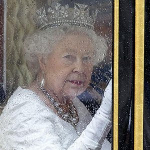 Kraliçe 2. Elizabeth 65 yıldır tahtın başında