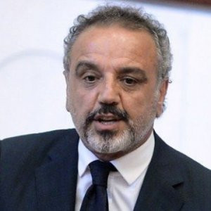 Sırrı Sakık'ın yardımcısı görevden alındı