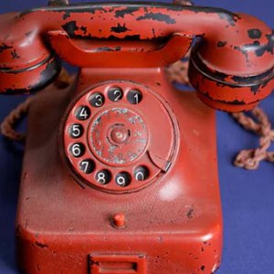 Hitler'in telefonu açık artırmada satıldı