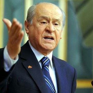 Bahçeli'den Ak Parti'ye idam resti
