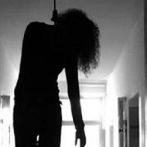 13 yaşındaki çocuk kendini astı