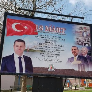 Çanakkale afişinde Abdülhamit’in ne işi var?
