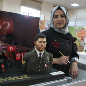 Şehit Halisdemir'in pastasını yapan kadından şok sözler