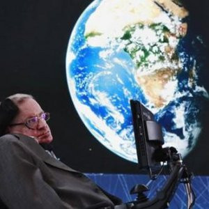 Stepen Hawking'in ismini duyan ünlüler sıraya girdi !