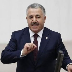 Bakan Arslan: Yasağın kaldırılacağını düşünüyoruz