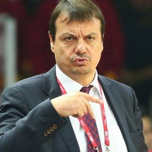 Ergin Ataman'dan Aziz Yıldırım'a cevap