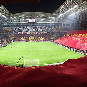 Galatasaray taraftarından bir ilk !