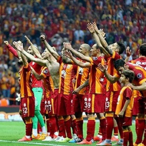 Arena, şampiyonluk getiriyor