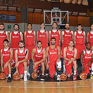 12 Dev Adam sahne alıyor