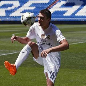 Real Madrid, Kovacic'i tanıttı